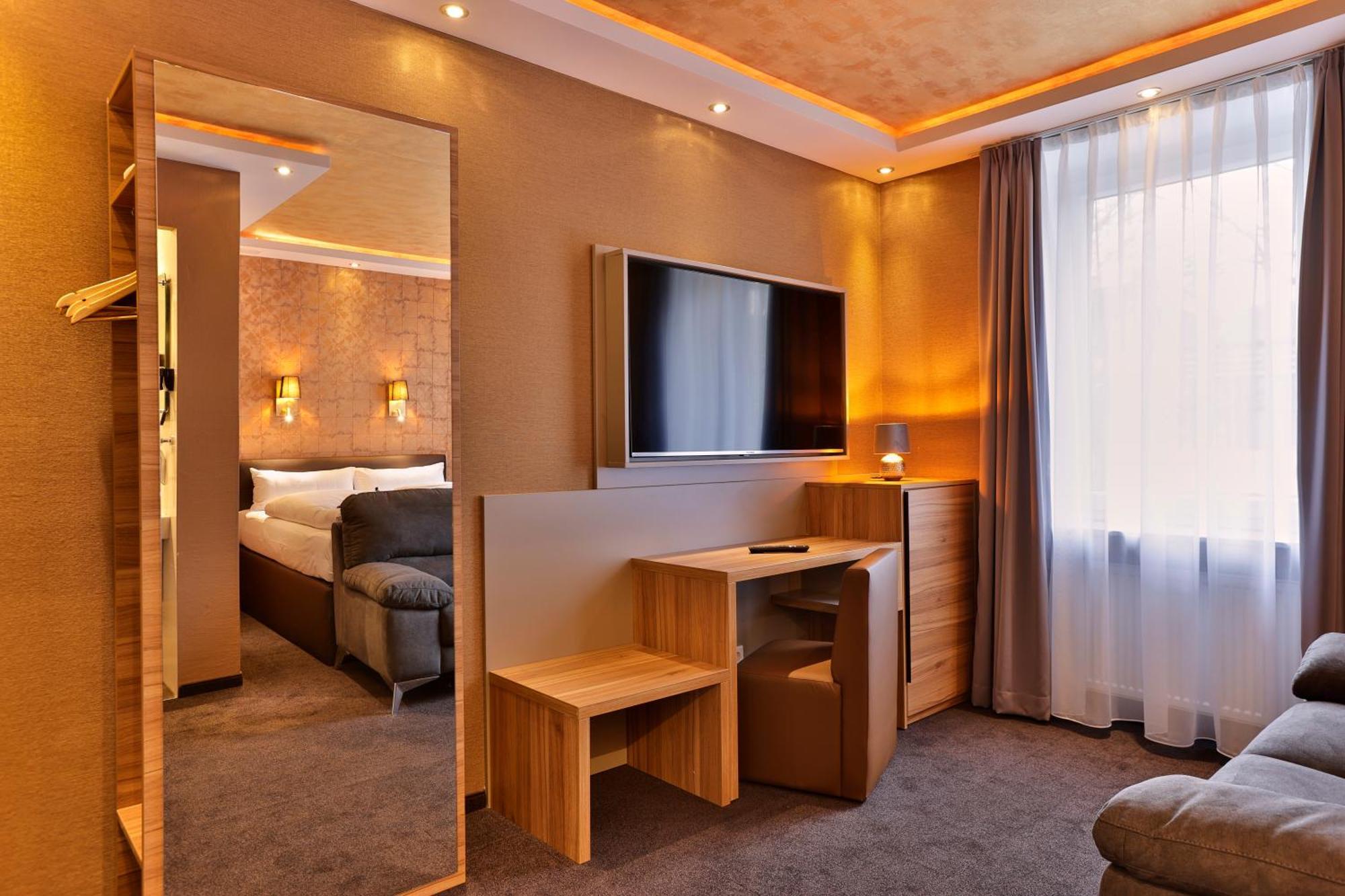 Stay-Inn Bielefeld Zentrum Zewnętrze zdjęcie
